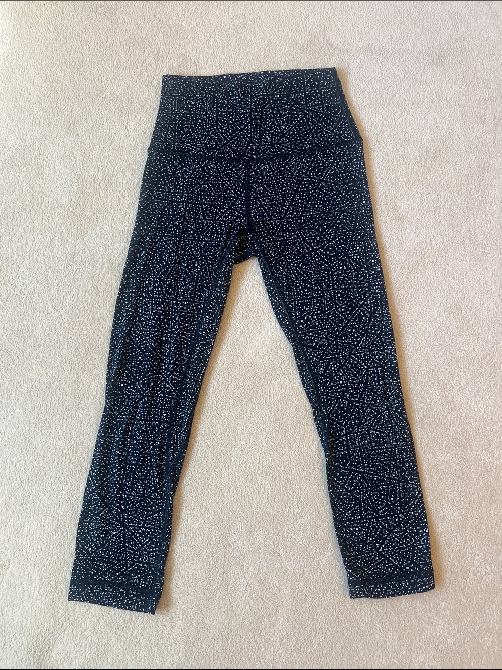 Lululemon women’s Black Speckle Print Active Leggings